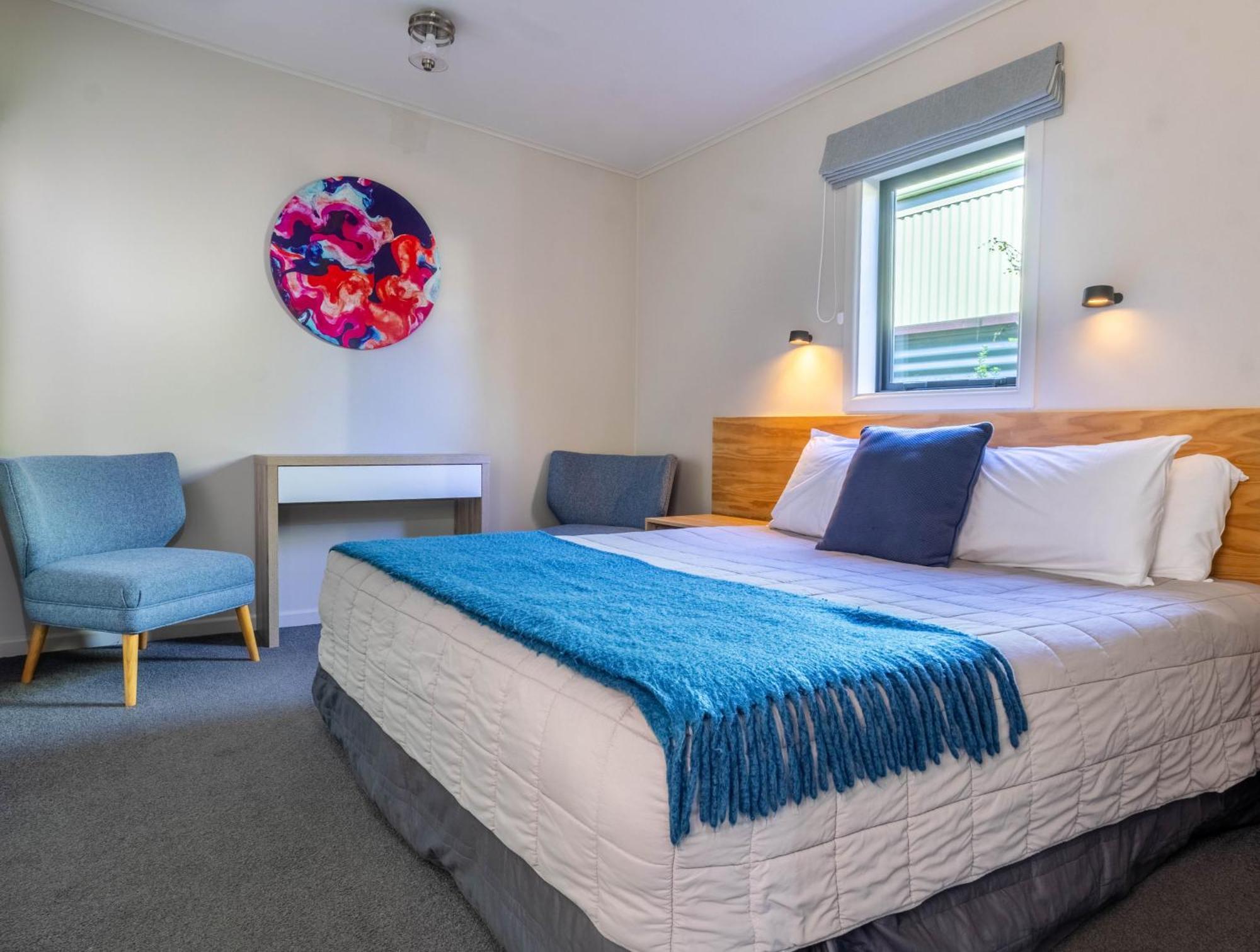 Shakespeare House Bed and Breakfast Te Anau Eksteriør billede